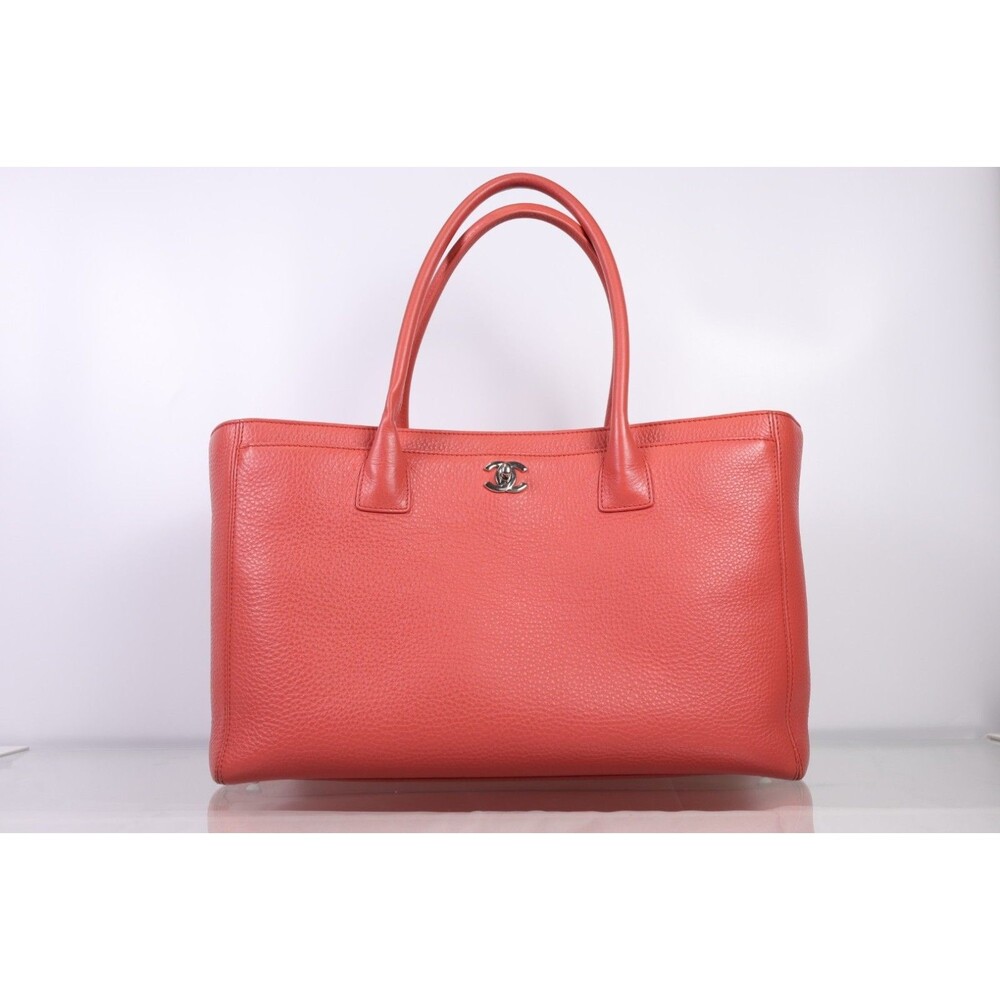 CHANEL Cerf Executive Tote Leather CC Shoulder Bag Handbag Coral Pink With Tags